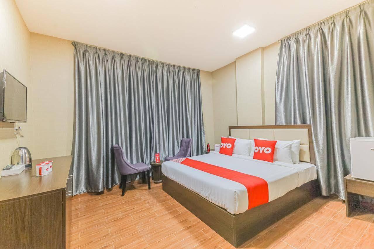 Alpha Suites Hotel Салала Экстерьер фото