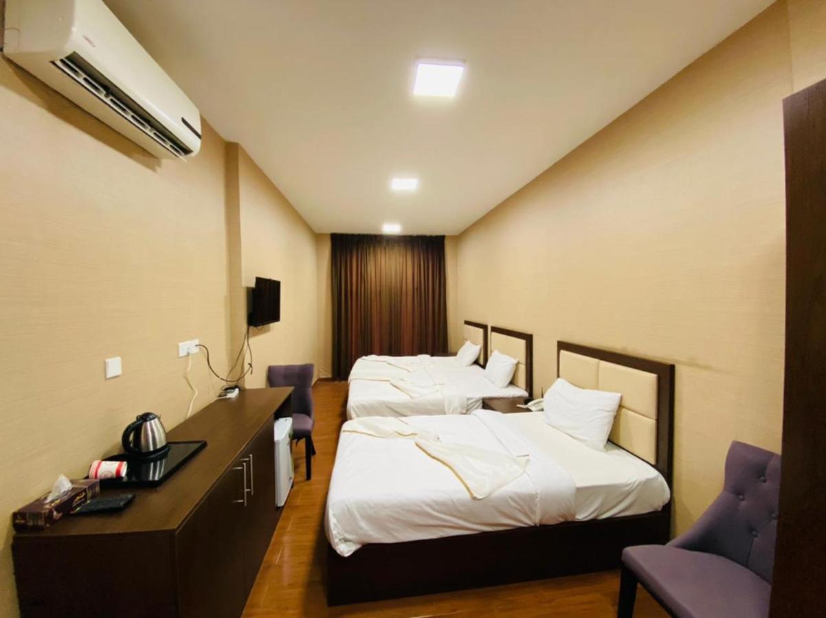 Alpha Suites Hotel Салала Экстерьер фото